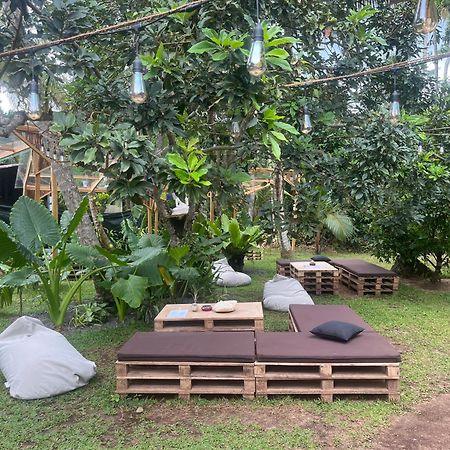 Komorebi Madiha Matara Bagian luar foto