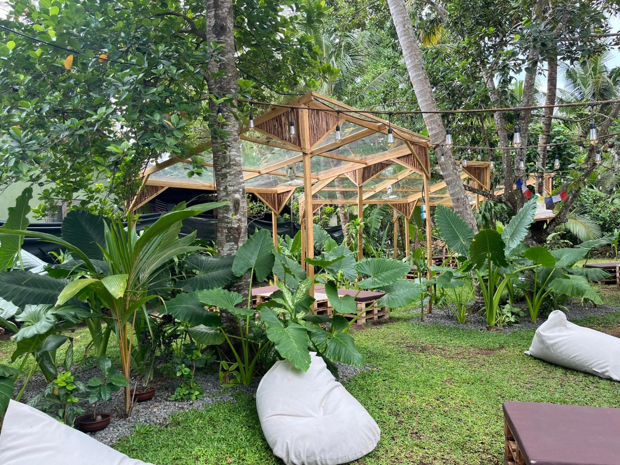 Komorebi Madiha Matara Bagian luar foto